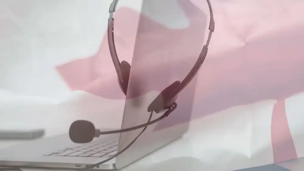 الترجمة الفورية